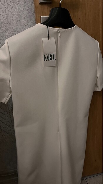 m Beden ZARA MODEL KISA ELBİSE