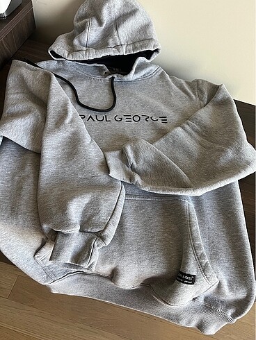 Gri sweatshirt