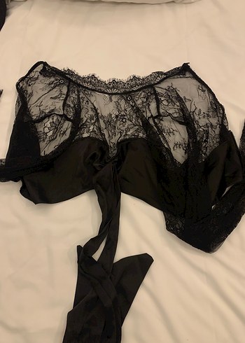 Sheinside Siyah Dantelli Uzun Göğüs Korsesi