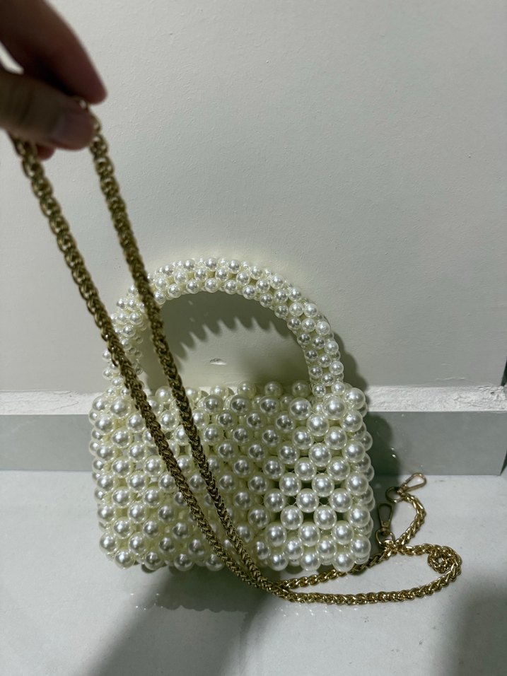 İnci İşlemeli Beyaz Kadın Çantası - Görsel 3