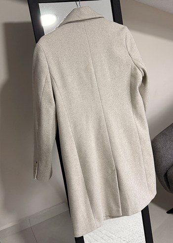 Bej Çift Düğmeli Kaban - Görsel 3