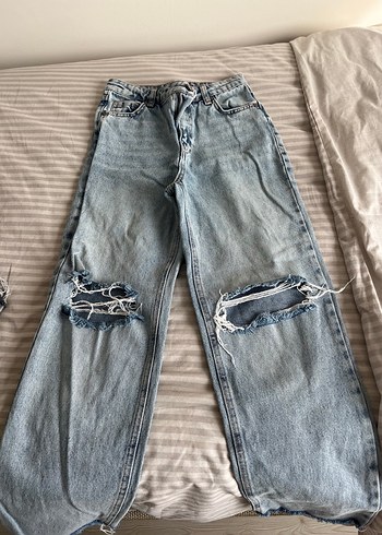 LC Waikiki Acik Mavi Rahat Kesim Yirtik Denim Jean