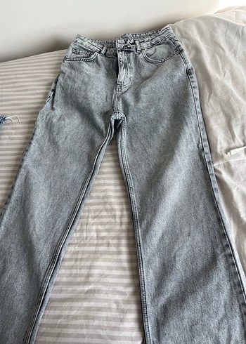 Trendyol & Milla Acik Gri Yikamali Rahat Kesim Jean