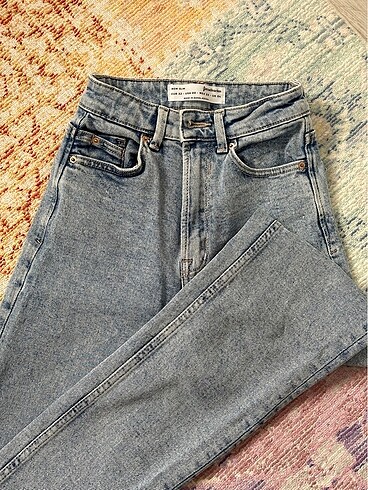 Stradivarius Mom Jean