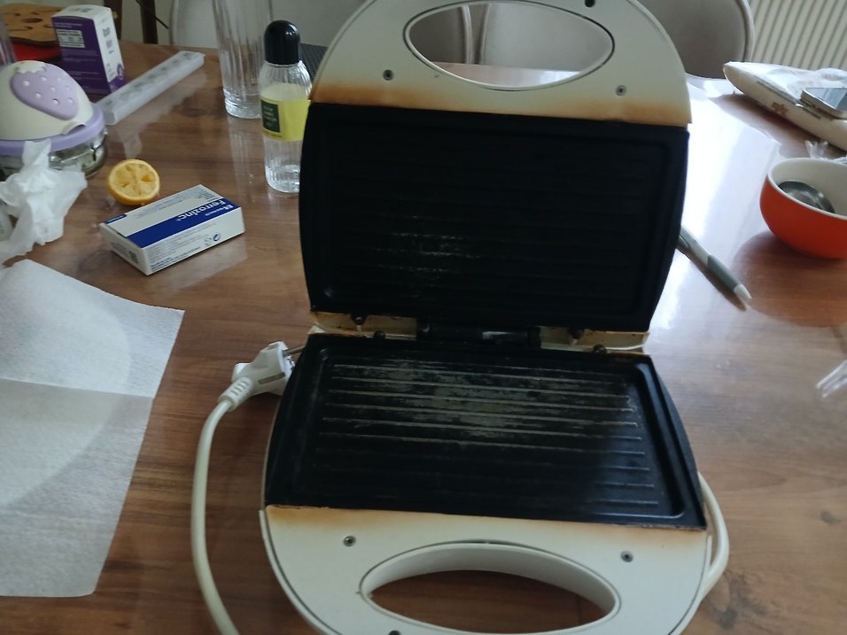 küçük  tost makinesi - Görsel 2