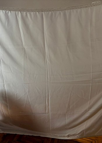 saten ve iki tane dir eni  1 65 boy 1 90 dır - Görsel 2