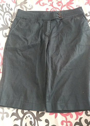 Düğmeli Siyah kumaş Kadın Midi Pantolon