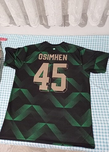 Victor oshimen forma tshirt