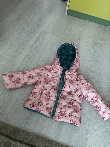 Benetton Kız bebek mont