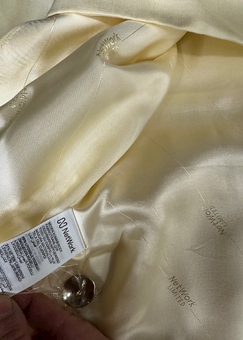 Beyaz Düğmeli Kadın CEKET - Görsel 7