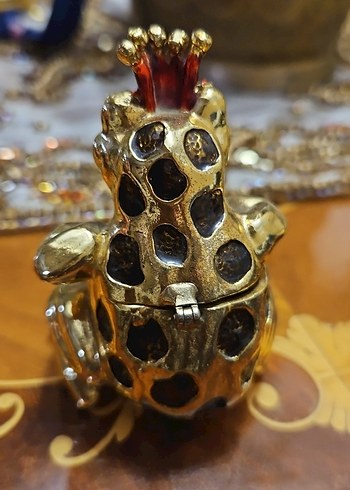 Altın Renkli Taçlı Kurbağa Biblo - Görsel 2