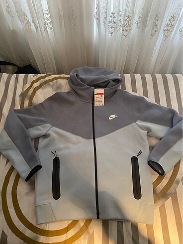 Nike tech flecce