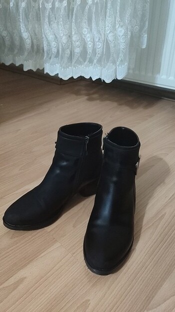39 Beden siyah Renk Siyah Bot