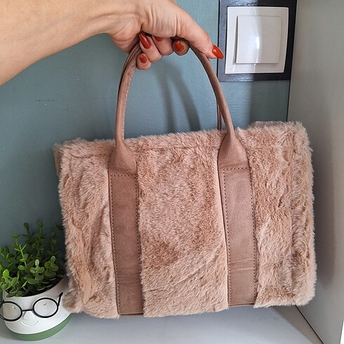 Marc Jacobs YUMOŞ YUMOŞ BİR ÇANTA
