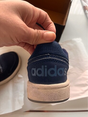 30 Beden Adidas Erkek çocuk ayakkabı
