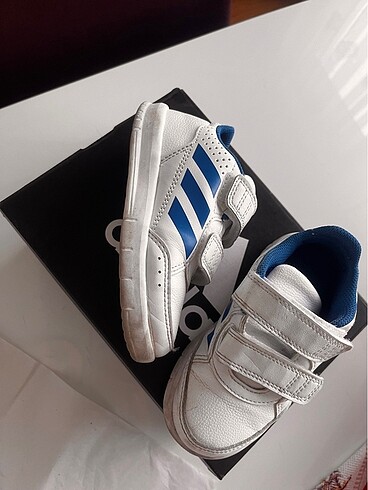 Adidas erkek çocuk spor ayakkabısı