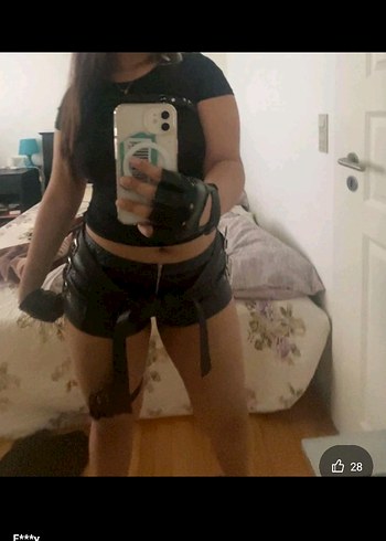 Siyah Deri Kemerli Mini Goth Şort - Görsel 5