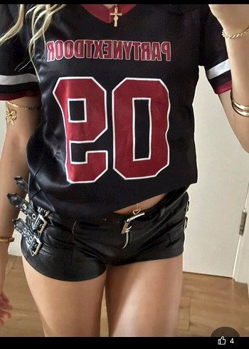 Siyah Deri Kemerli Mini Goth Şort - Görsel 3