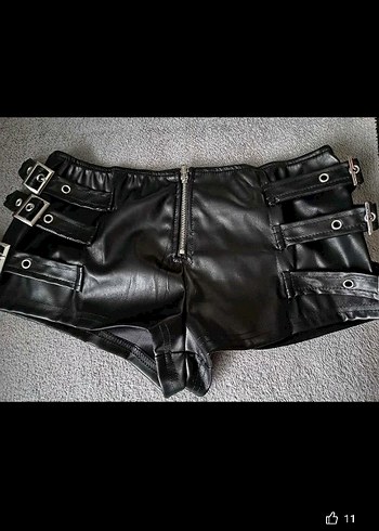 Siyah Deri Kemerli Mini Goth Şort - Görsel 2