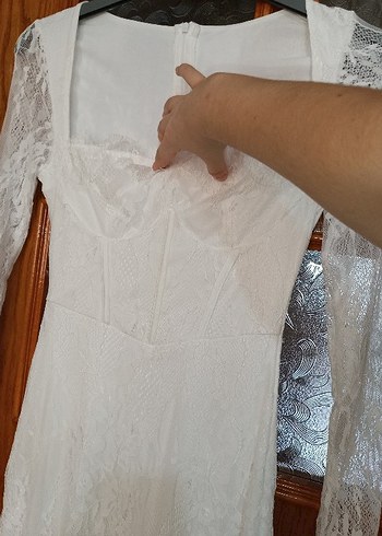 BEYAZ DANTELLİ ÖZEL GÜN ELBİSESİ - Görsel 3
