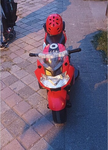  Beden kırmızı Renk BMV motorsiklet 