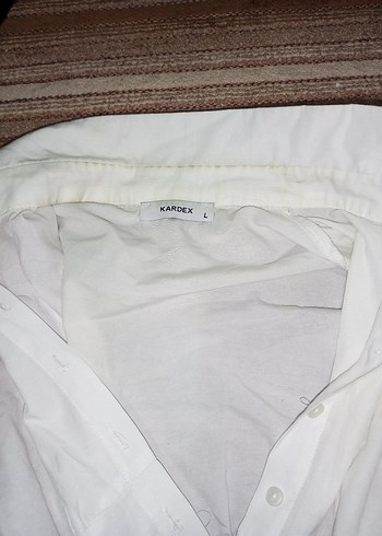 Düğmeli Beyaz Keten Kadın Gömlek belden büzgülü - Görsel 4