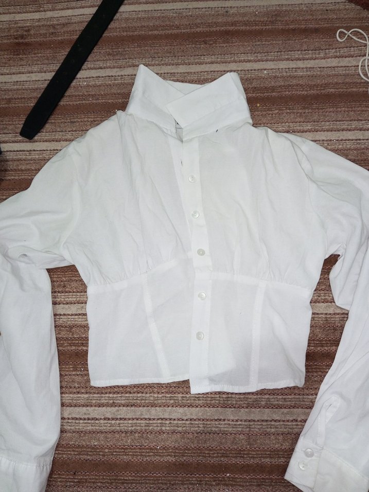 Düğmeli Beyaz Keten Kadın Gömlek belden büzgülü - Görsel 2