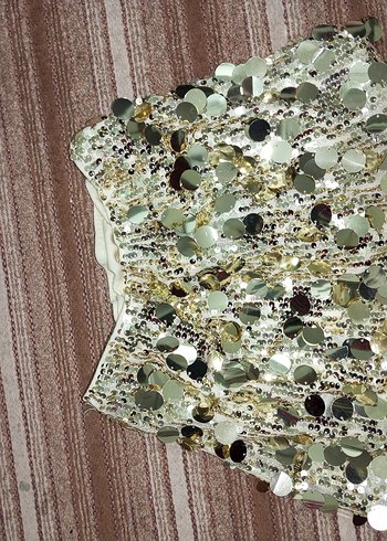 Boncuk İşlemeli Mini Etek - Görsel 3