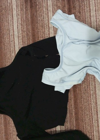 Siyah ve mavi crop - Görsel 2