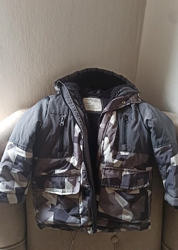 LC Waikiki Erkek Çocuk Kamuflaj Desenli Gri Mont