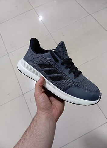 Adidas ayakkabı