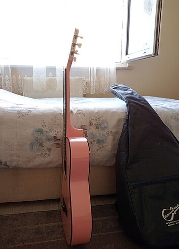 Beden Almeria Gitar