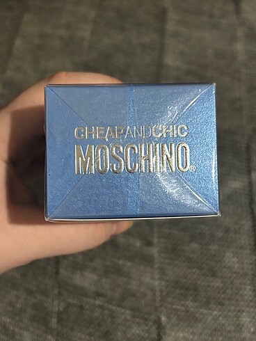 Orijinal Moschino i LOVE LOVE parfüm - Görsel 5