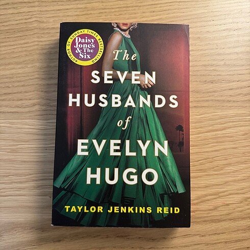 The Seven Husbands of Evelyn Hugo Ingilizce Kitap