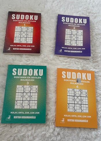 Çok Zorluk Seviyeli Sudoku Bulmaca Kitapları