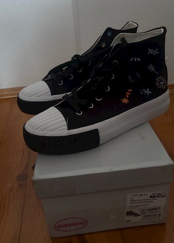 Siyah Nakışlı Platform Topuklu Kadın Spor Ayakkabı - Görsel 3