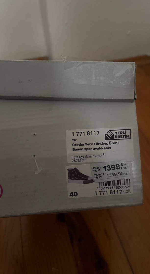 Siyah Nakışlı Platform Topuklu Kadın Spor Ayakkabı - Görsel 4