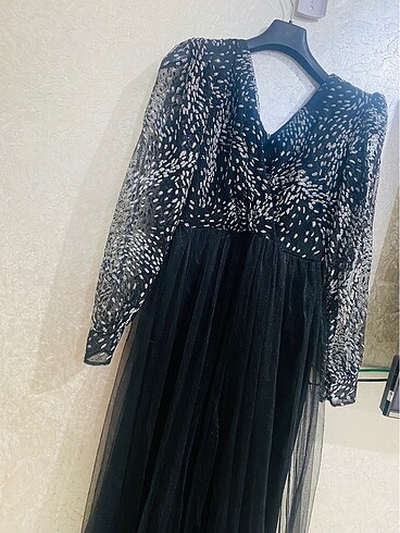 xl Beden Siyah uzun yırtmaçlı elbise