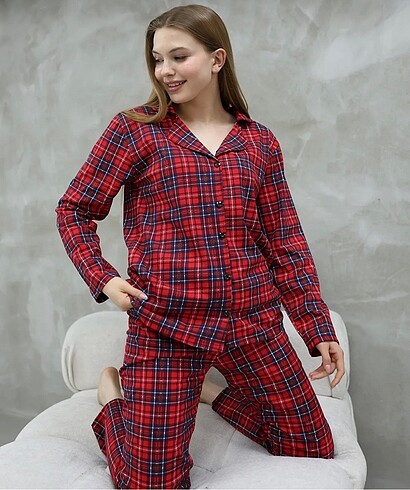 Diğer Kırmızı Ekose Pijama Takımı