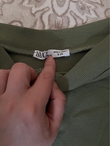 s Beden yeşil Renk Yeşil kazak