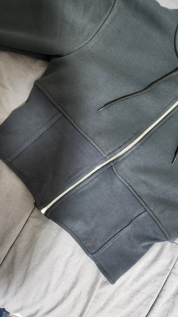 Fermuarlı Siyah Kapüşonlu Korseli Hırka - Görsel 2