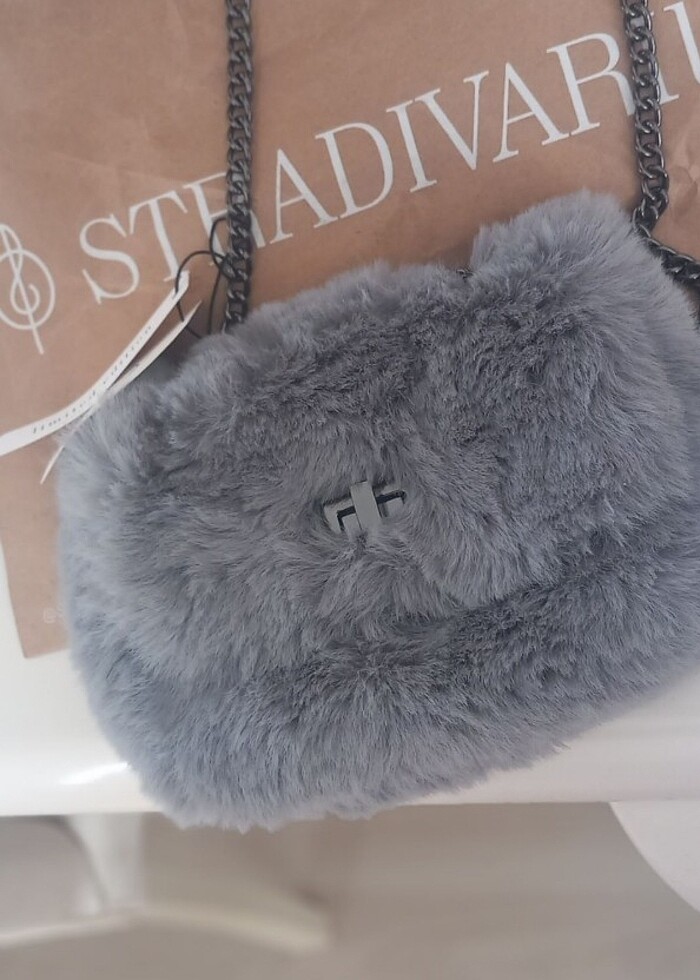 Stradivarius canta - Görsel 2