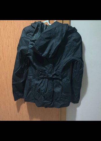 Düğmeli Siyah Kaban - Görsel 4