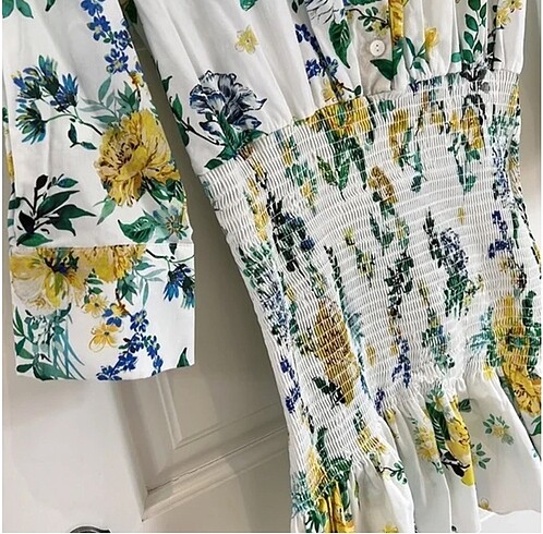 l Beden çeşitli Renk Zara Çiçekli Mini Elbise