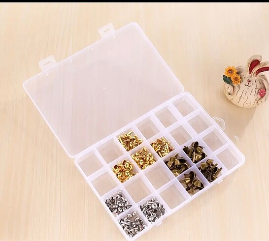 24 Bölmeli Şeffaf Plastik Takı, Boncuk ve Küçük Aksesuarlar için