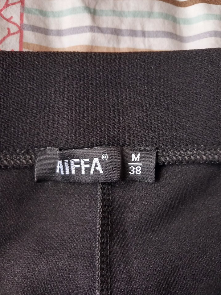 Tokalı Siyah Kadın Kumaş Pantolon - Görsel 3