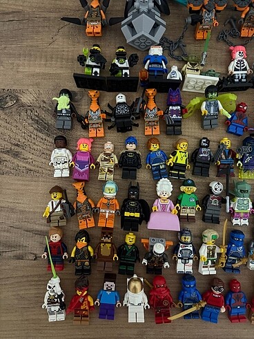 Orjinal lego minifigurler