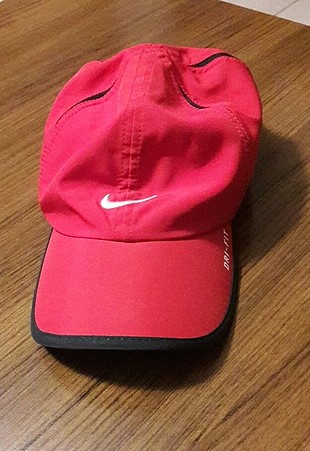 Nike Dri-Fit Kadin Sapka. Nike Şapka %100 İndirimli - Gardrops