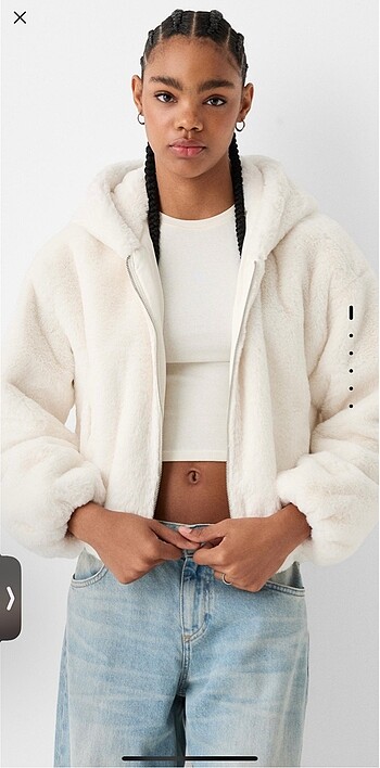 Bershka Peluş Kürk