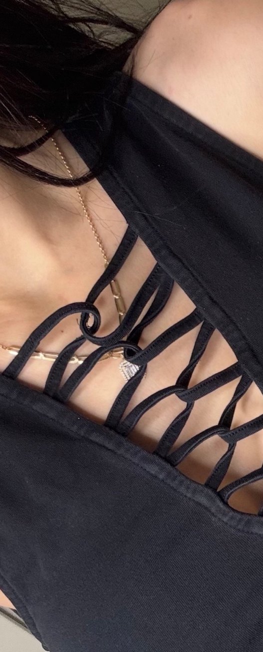 Siyah V Yakalı Kadın Denim Atlet - Görsel 3